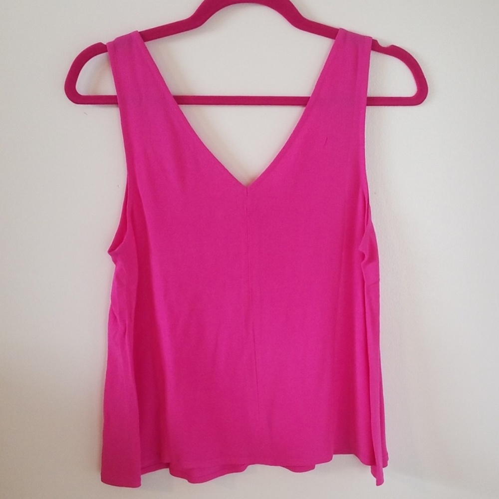 Pink top - Picture 3 of 3